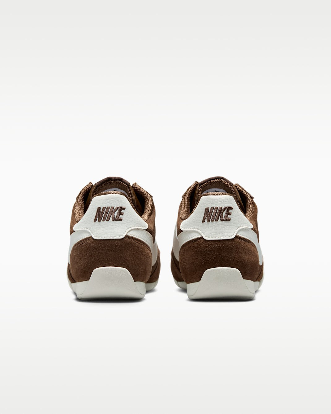 IO8030-201 Nike Sprint Sister Cacao WowSail (Women's)