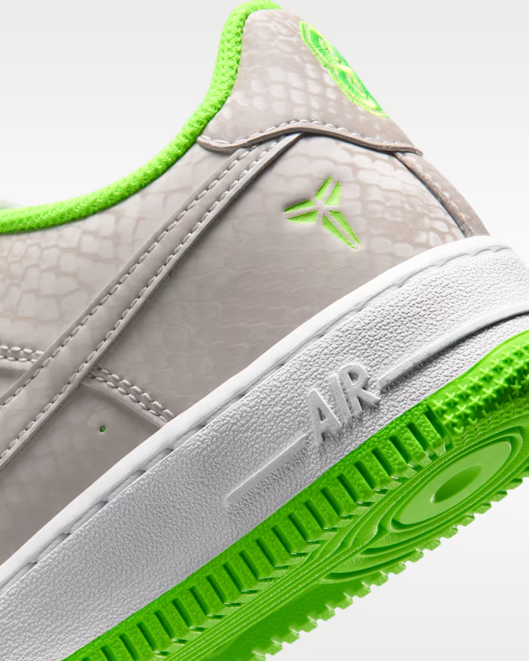 IO4610-002 Nike Air Force 1 Low "Vast Grey/Electric Green" (GS)