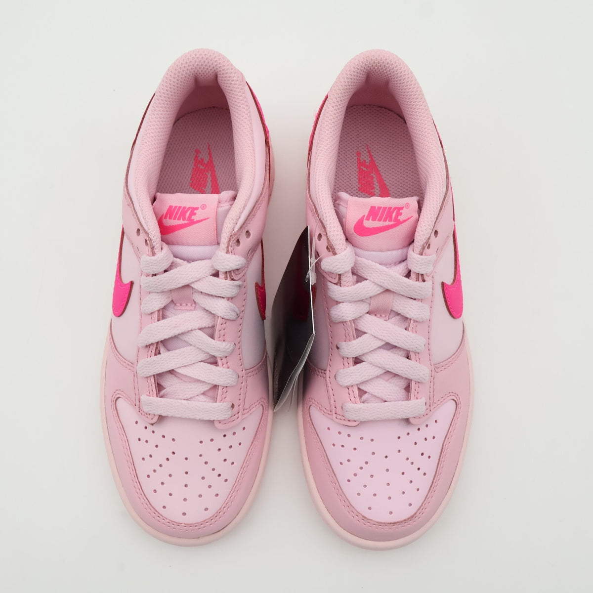 DH9765-600 Nike GS Dunk Low Triple Pink