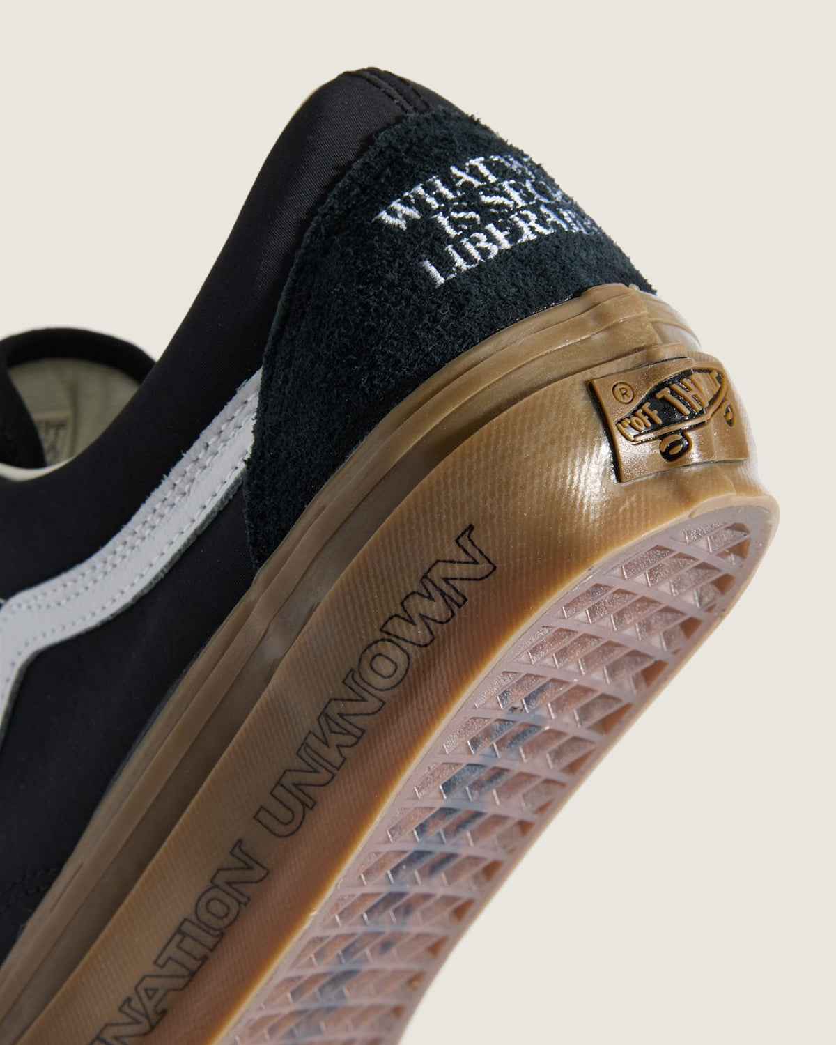 VN000EJUGR4 Liberaiders Ã Vans Premium Old Skool (Men's)
