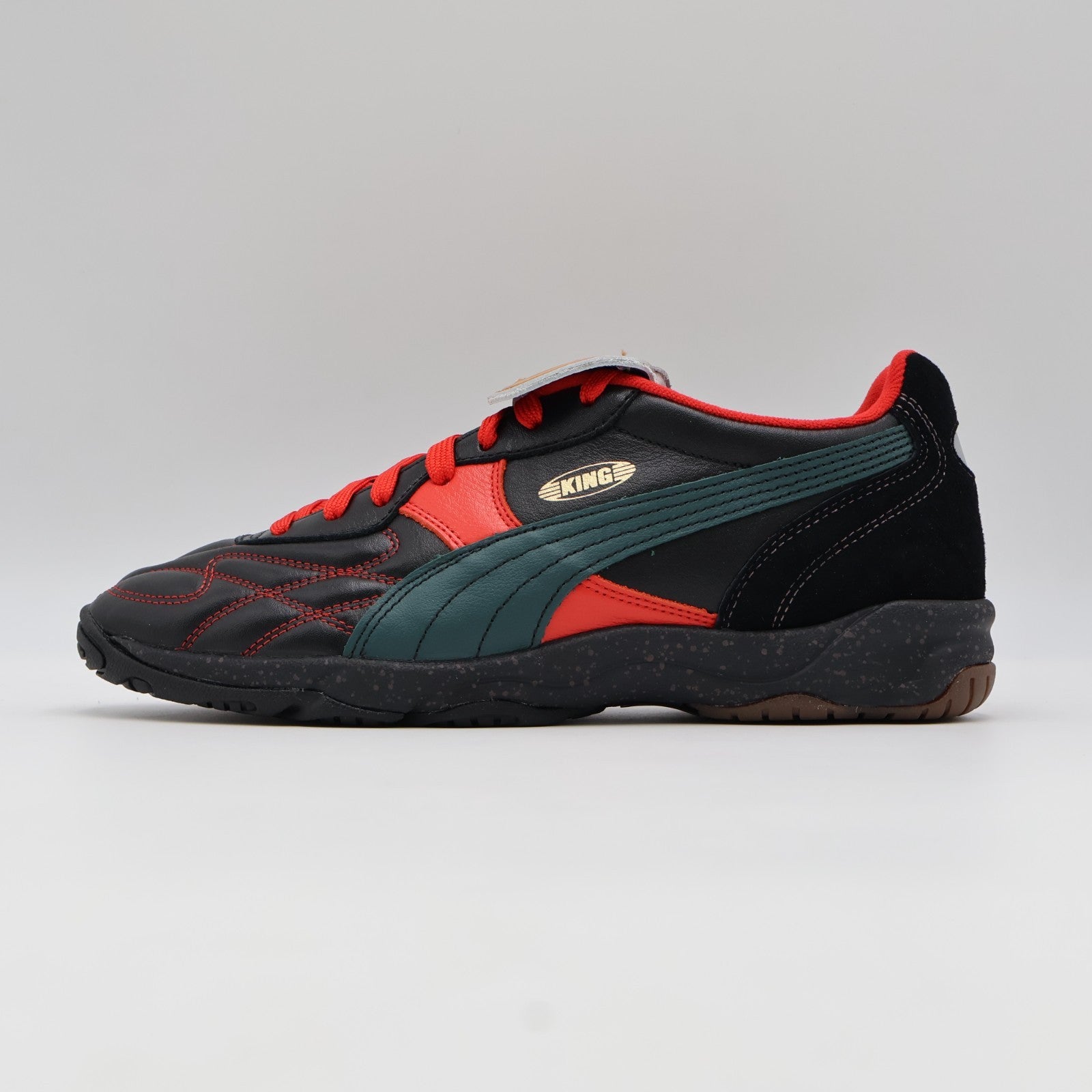 404820-01 magforlia Puma King Indoor PUMA Black (Men's)