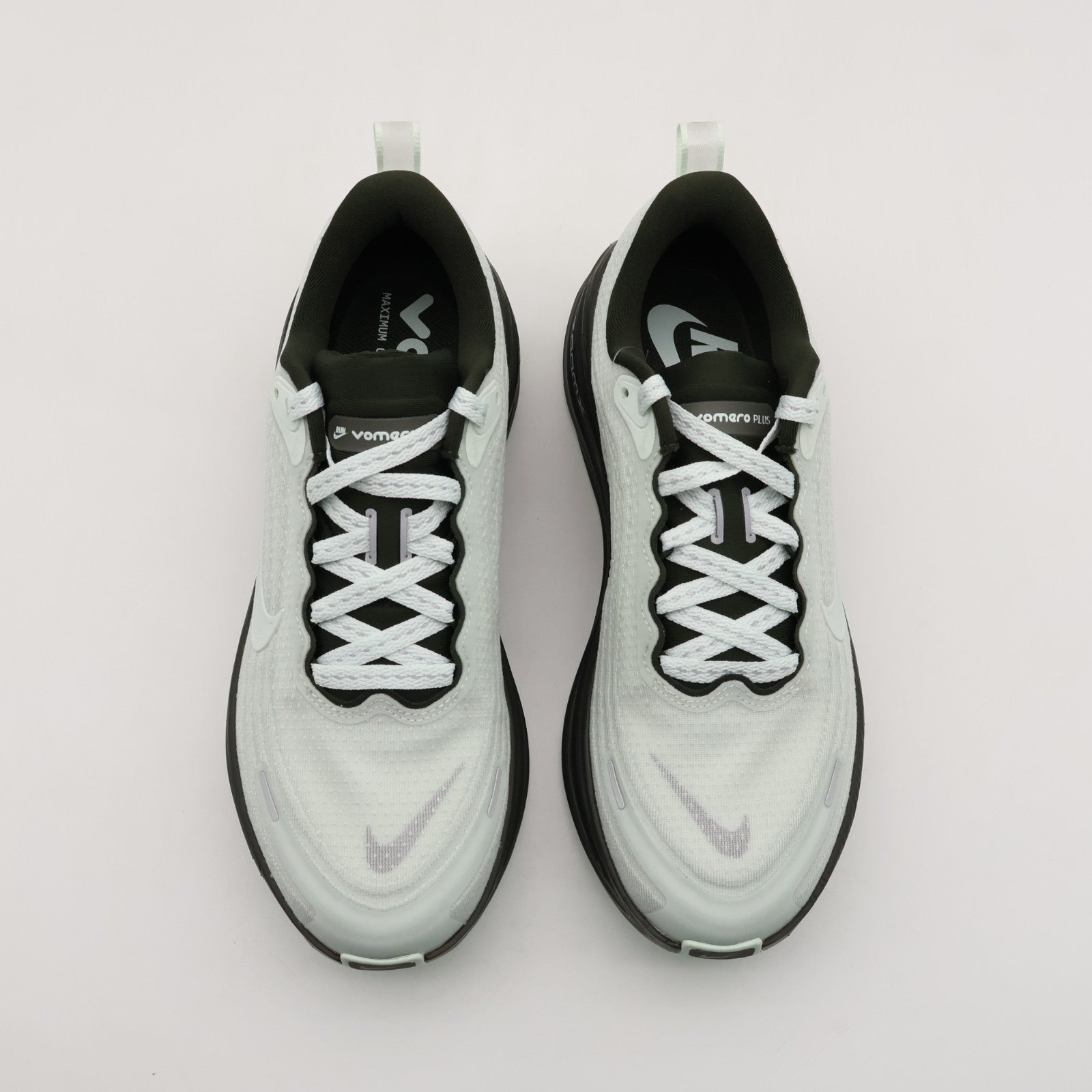 IM7659-394 Nike Vomero Plus SE Barely Green Sequoia Light Silver (Women's)