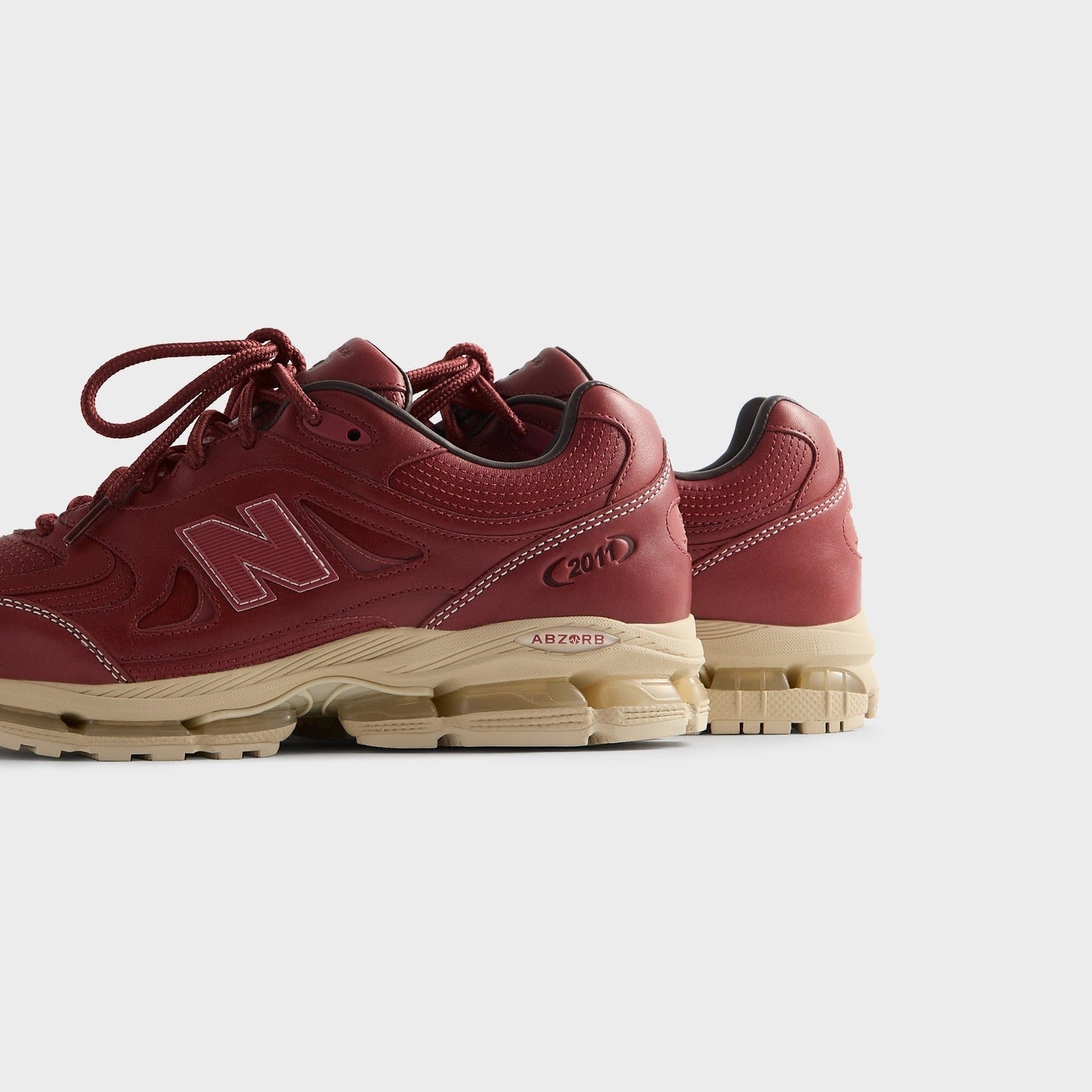 U20118V9 U20118V9 KITH Ã New Balance 2011 Bossa Nova/Breakfast Tea (Men's)