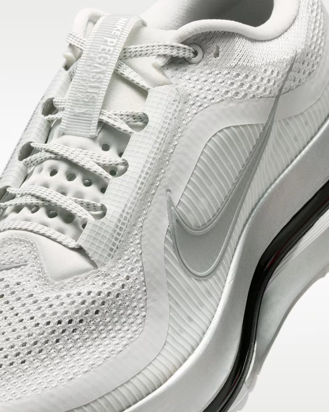 IR1229-001 Nike Pegasus Premium Photon Dust Black (Men's)