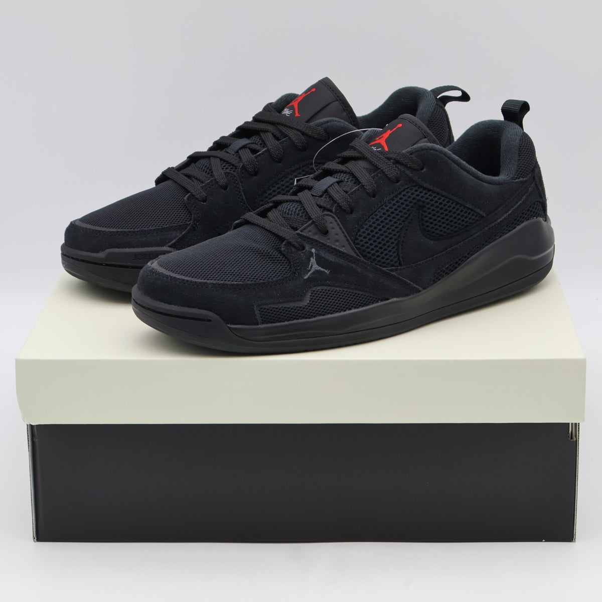HJ6777-060 Nike Jordan CMFT Era Black Gym Red Anthracite (Men's)