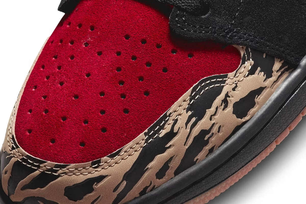 DN3400-001 Sole Fly Ã Nike Air Jordan 1 Low "Black and Sport Red" (Men's)