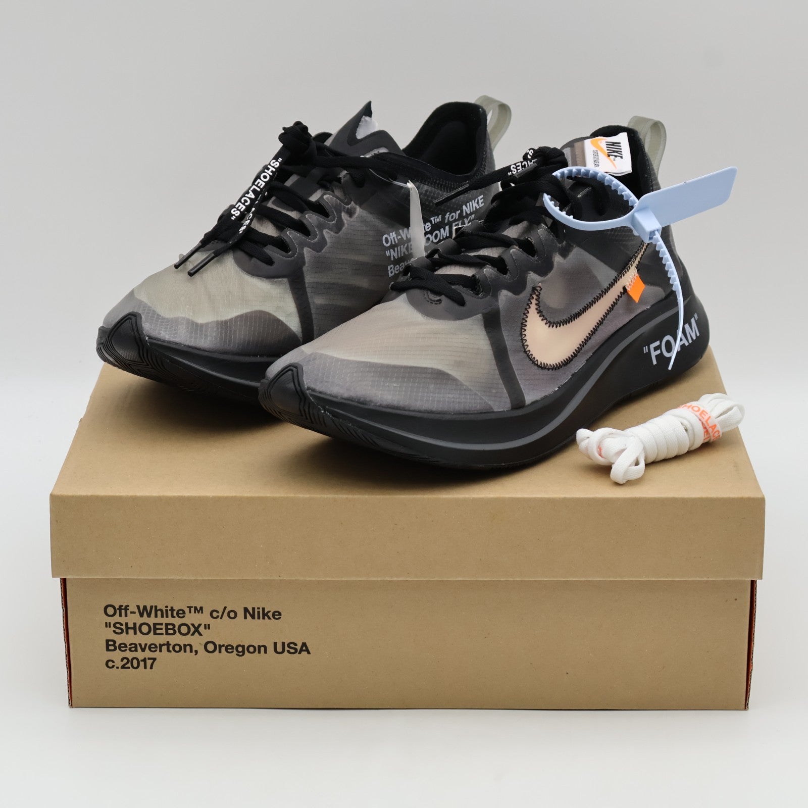 AJ4588-001 OFF-WHITE Ã NIKE ZOOM FLY BLACK (Men's)