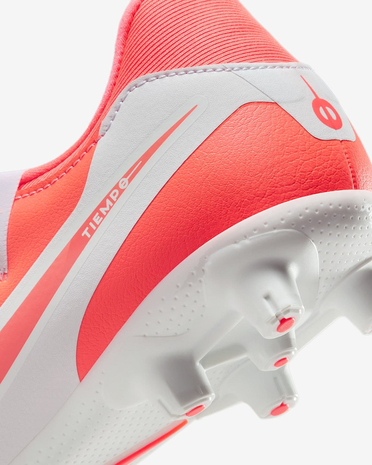 DV4339-800 Nike Tiempo Legend 10 Academy Copa White (Men's)