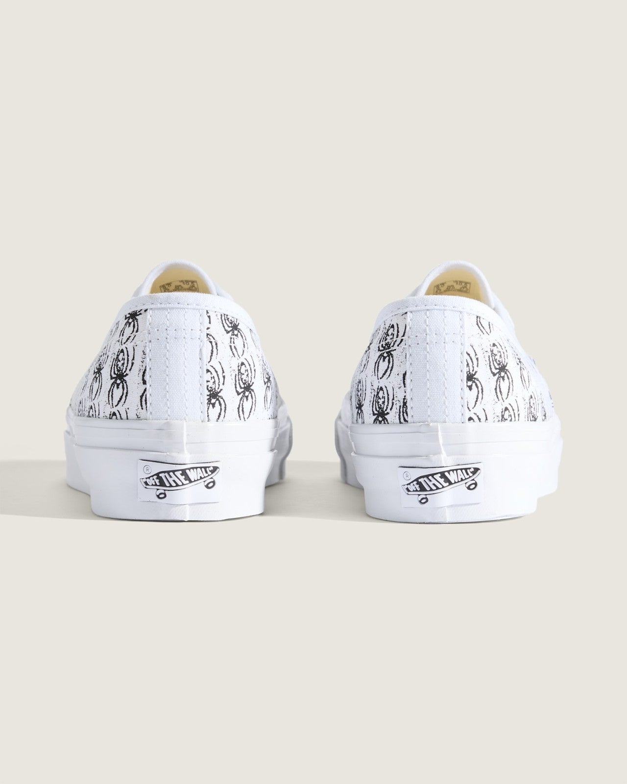 VN000EAKTWB VANS PREMIUM AUTHENTIC 44