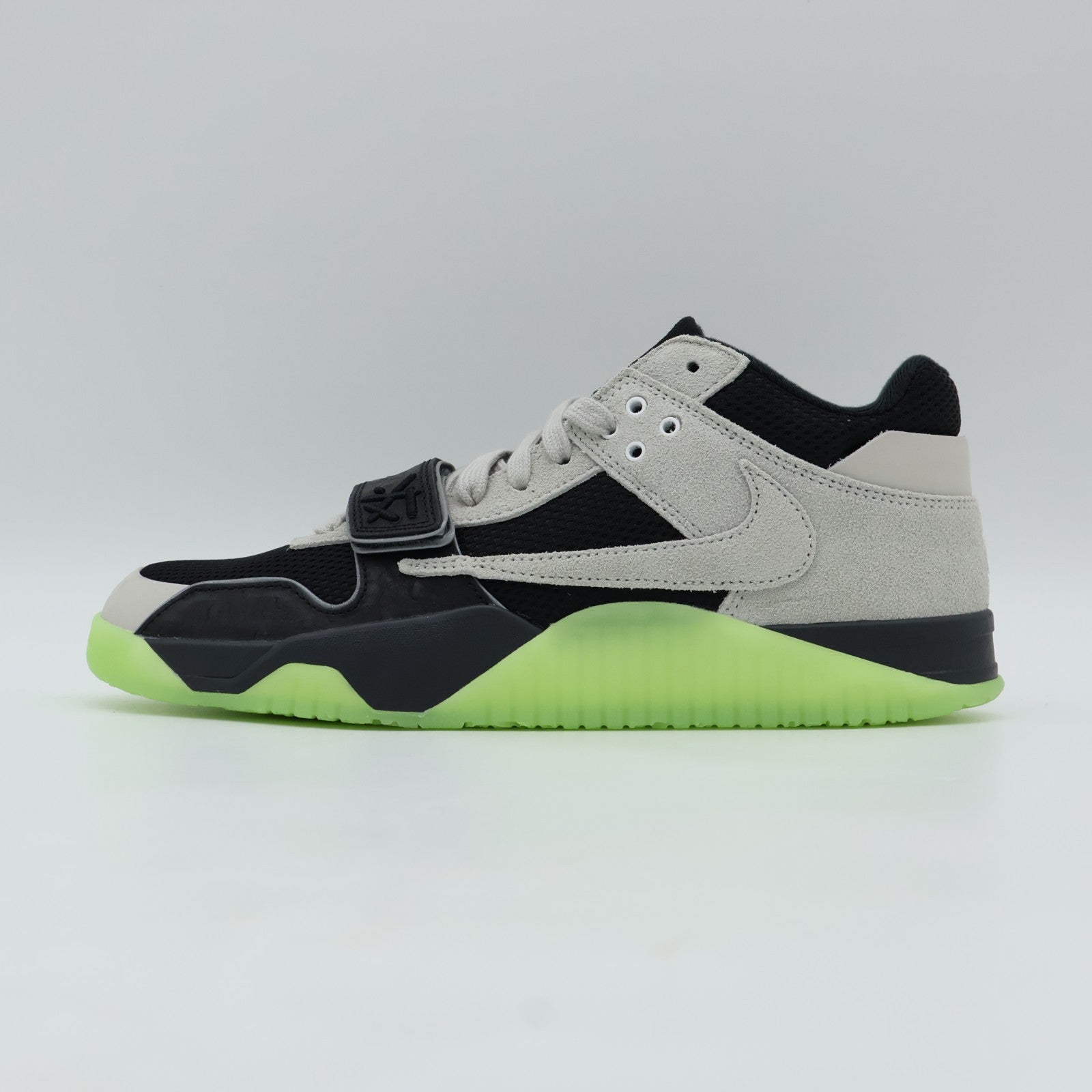 IH7971-001 Travis Scott Ã Chase B Ã Nike Jumpman Jack TR CJ1 T-Rexx (Men's)