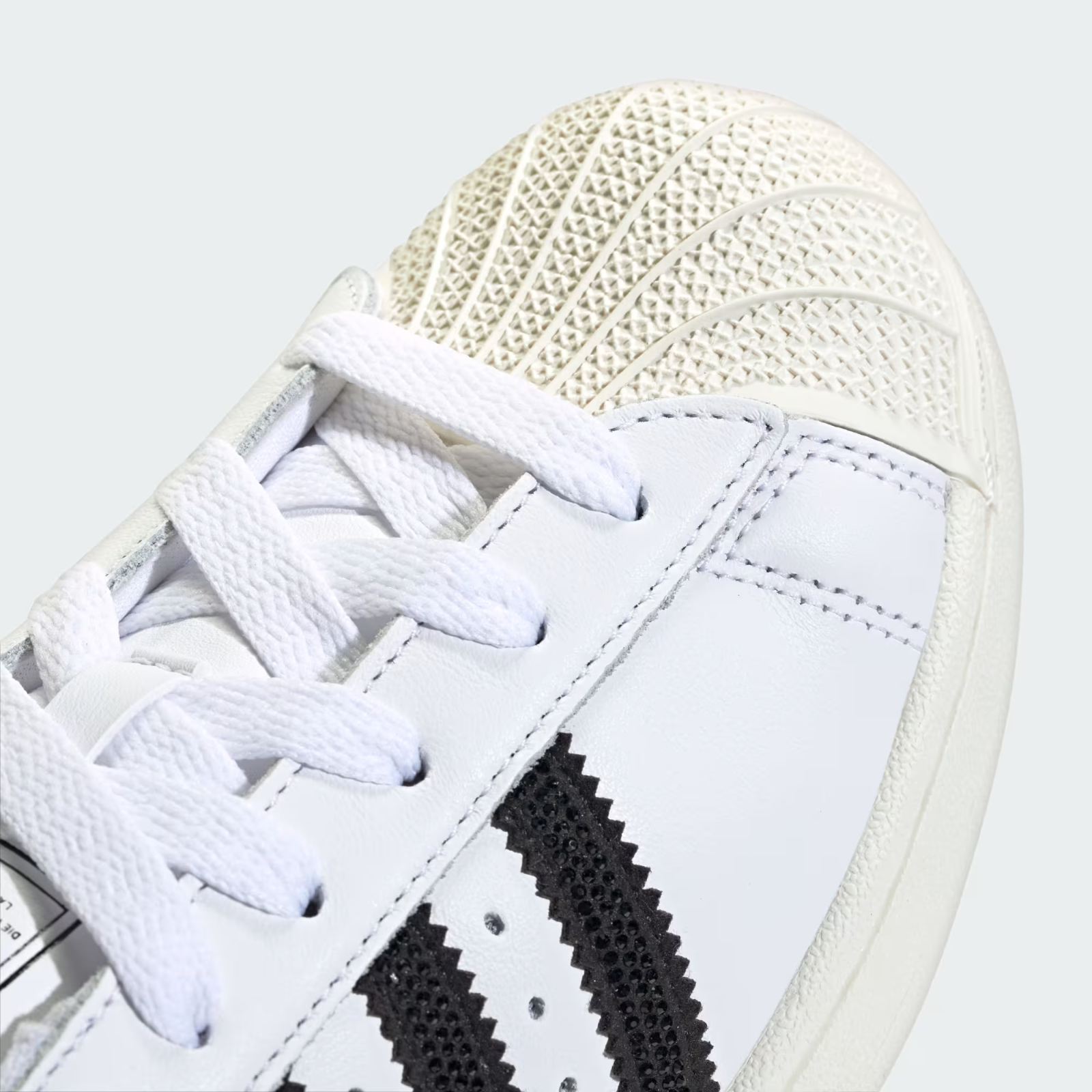 HQ2285 adidas Originals Superstar 2 (Women's)