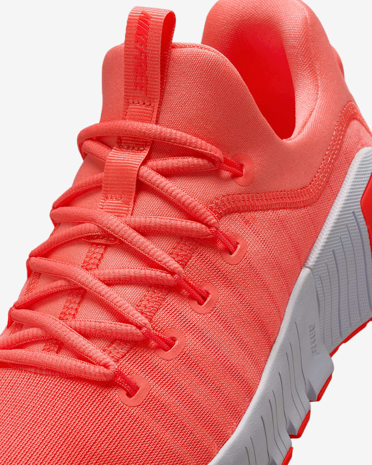 FJ7126-802 Nike Free Metcon 6 Magic Ember White Bright Crimson (Women's)
