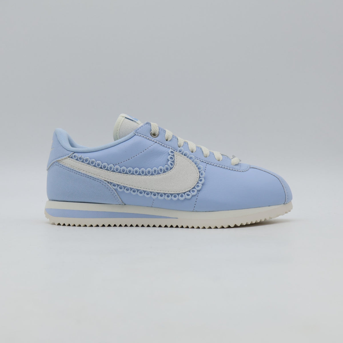 IH3574-441 Nike Cortez Celestine Blue (Women's)