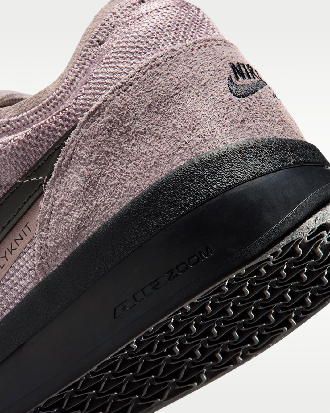 FV8493-201 Nike SB PS8 Light Violet OreBlack (Men's)