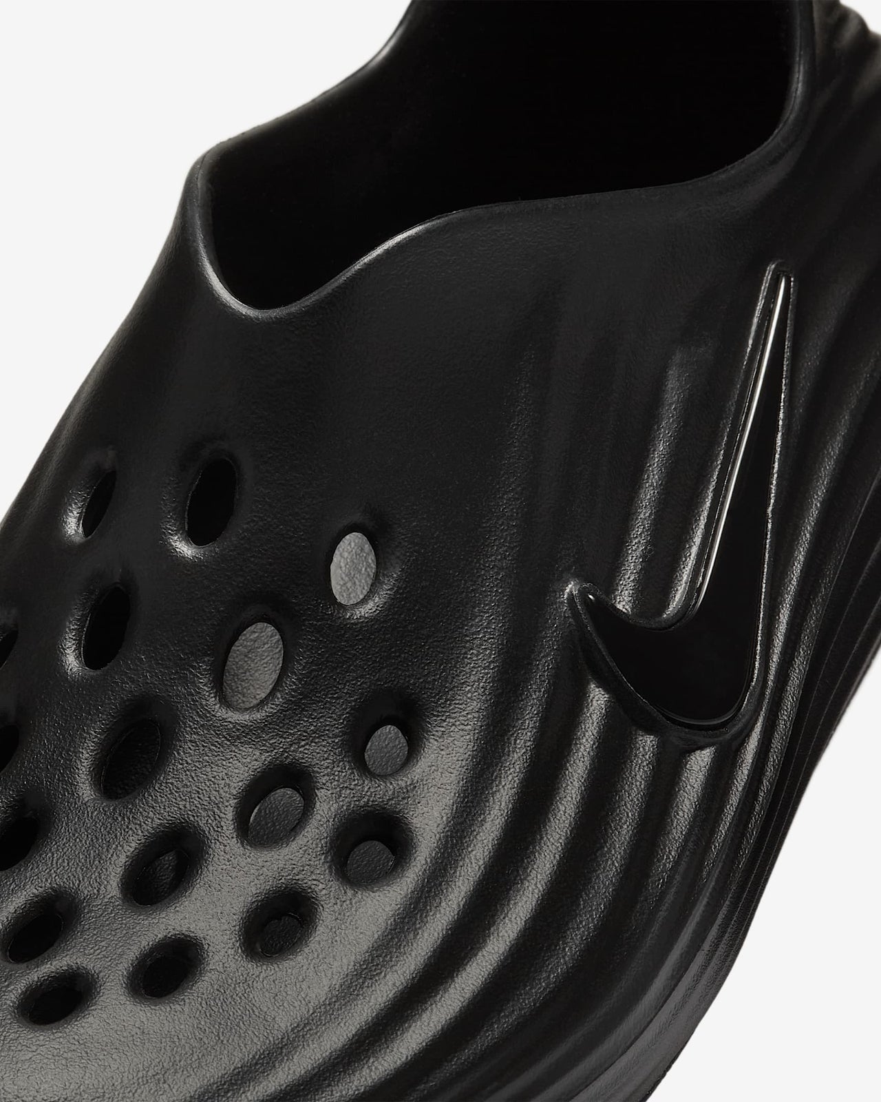 HV5062-001 Nike ReactX Rejuven8 Triple Black (Women's)