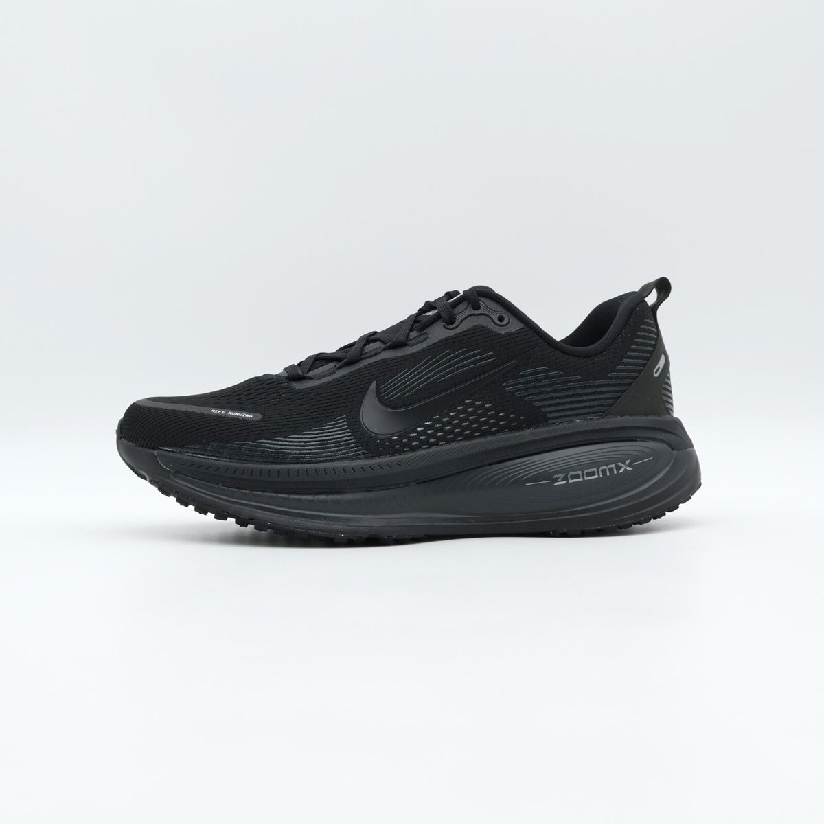 HM6803-005 Nike Vomero 18 Triple Black (Men's)