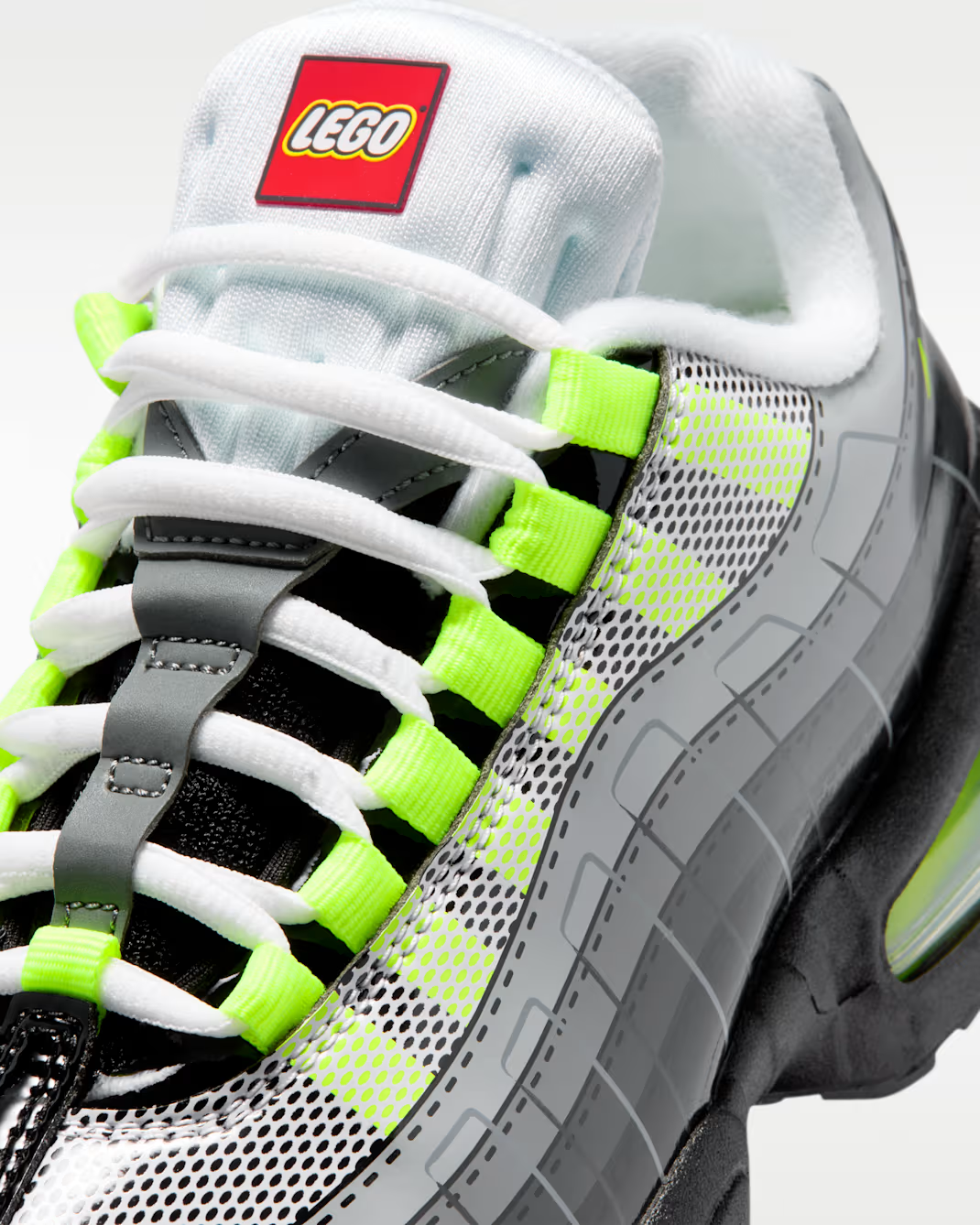 IO4801-002 LEGO Ã Nike GS Air Max 95 "Neon" (Men's)
