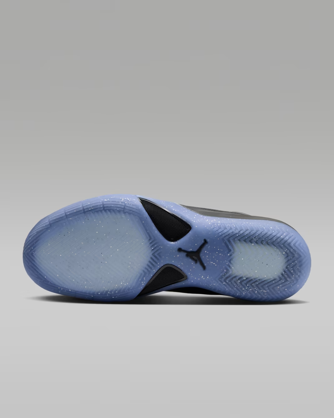 IO0424-002 Nike Jordan Triangle PF "Black/Metallic Silver" (Men's)