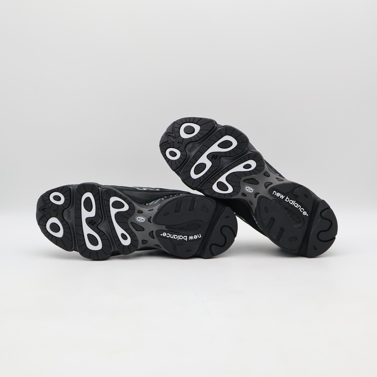 M1000AP atmos New Balance 1000 bandhnu Black Paisley (Men's)