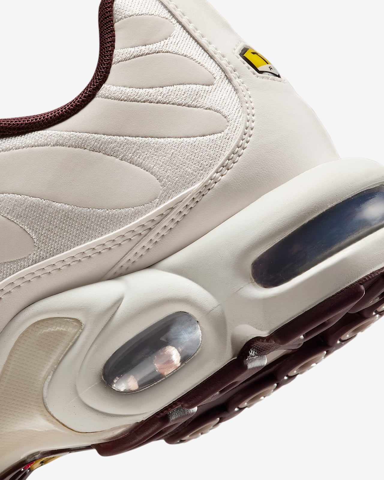 HF3181-001 Nike Air Max Plus Phantom Light Bone (Men's)