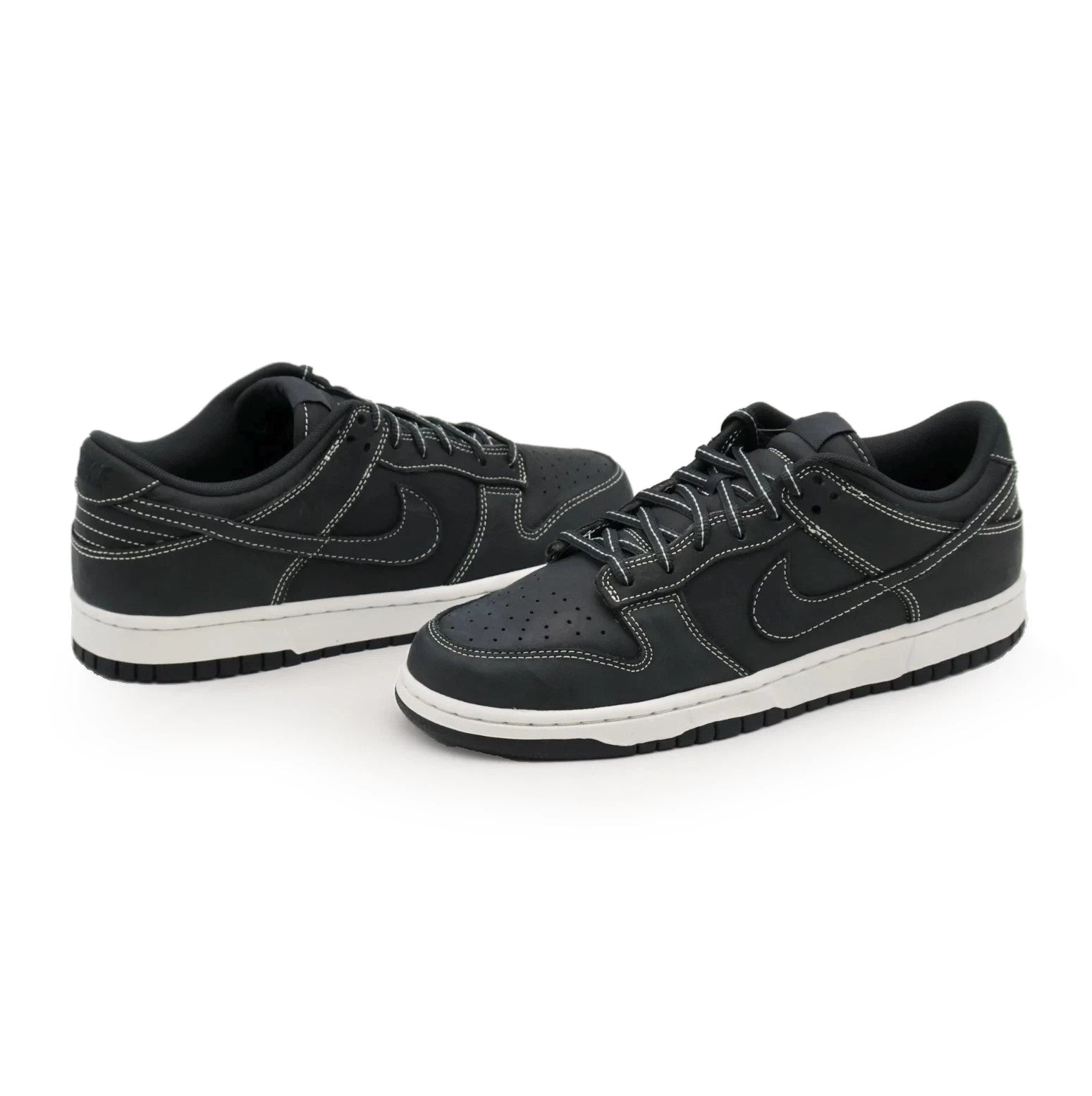 IO4550-001 Nike Dunk Low Off Noir Summit White (Men's)