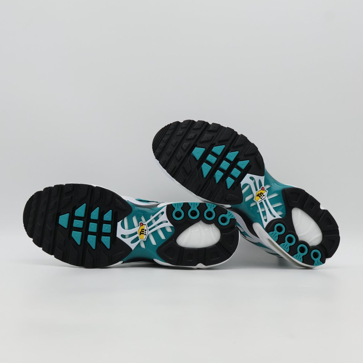 604133-136 Nike Air Max Plus Turbo Green 2025 (Men's)