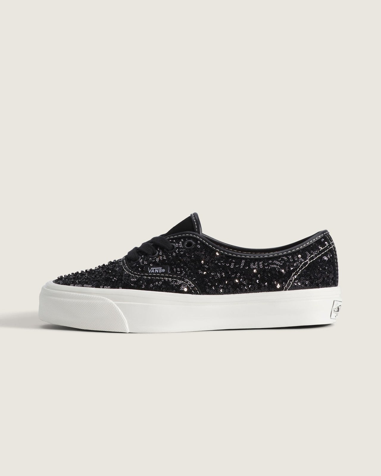 VN000DB8BZW VN000DB8BZW Vans Premium Authentic 44 Beaded Black/White (Men's)