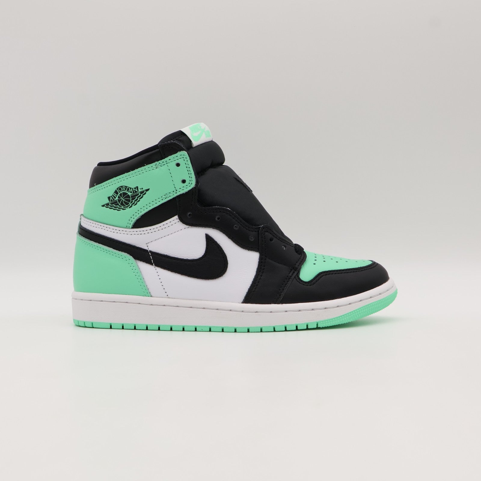 DZ5485-130 Nike Air Jordan 1 High OG Green Glow (Men's)