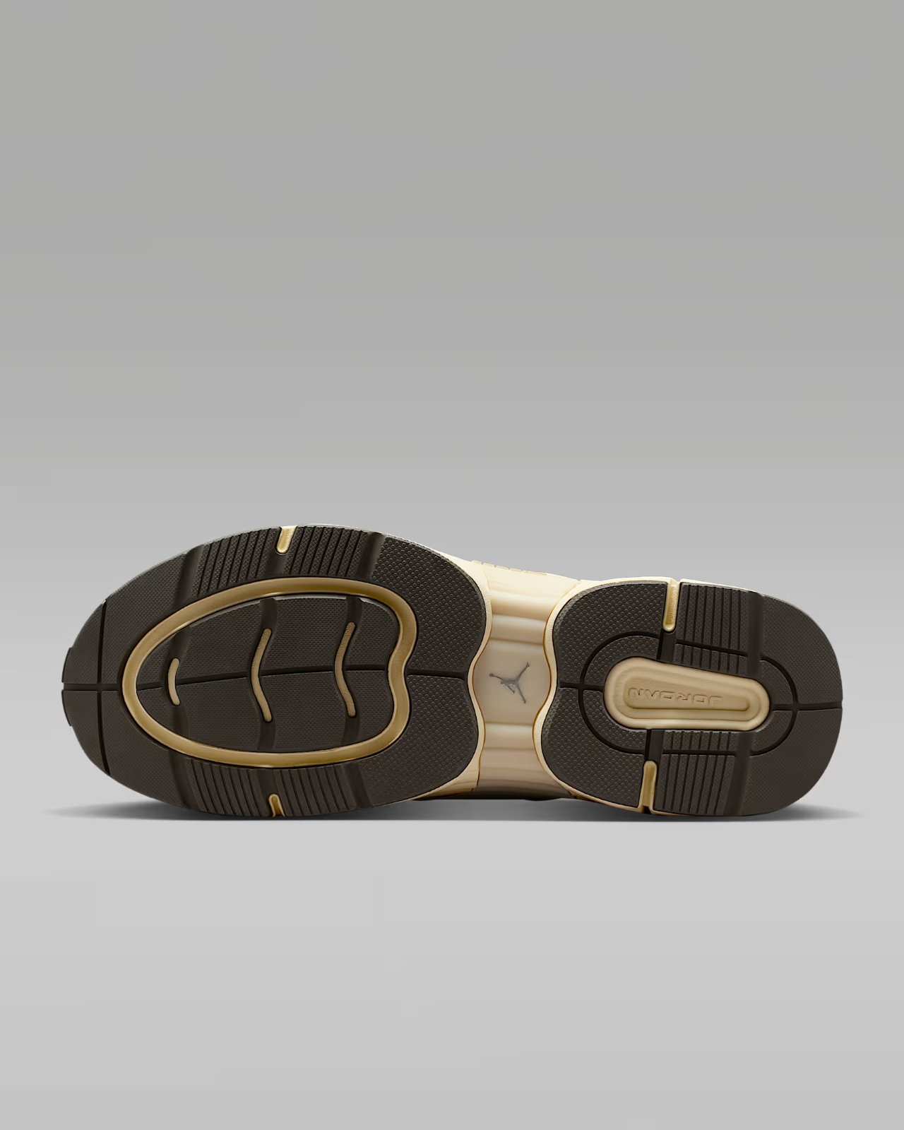 IB3722-101 Nike Jordan Trunner O/S Light Orewood Brown (Men's)