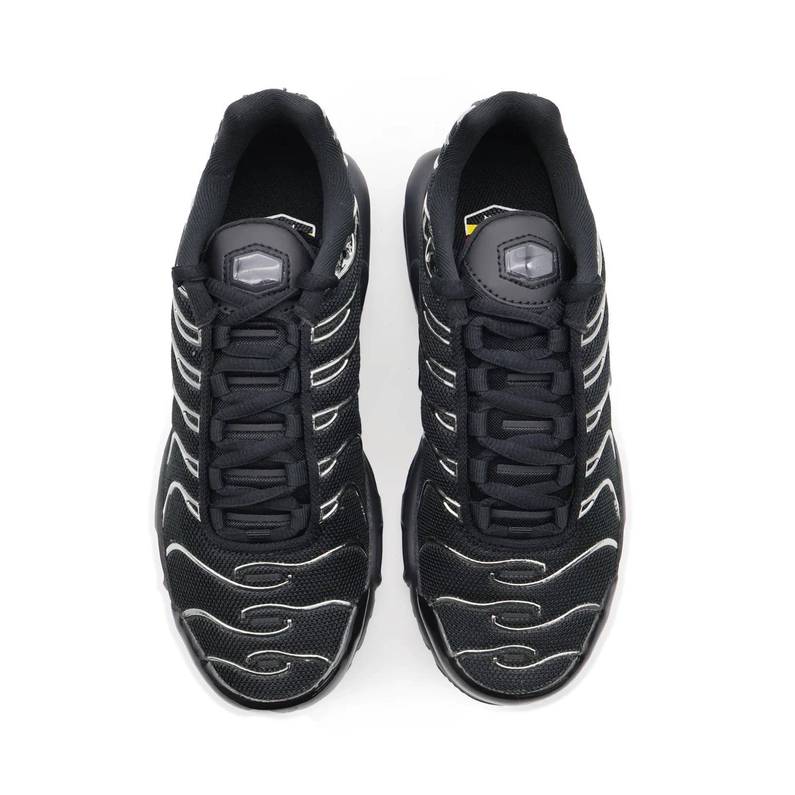 HJ9743-001 Nike Air Max Plus SE Black Metallic Silver Laser Crimson Off (Women's