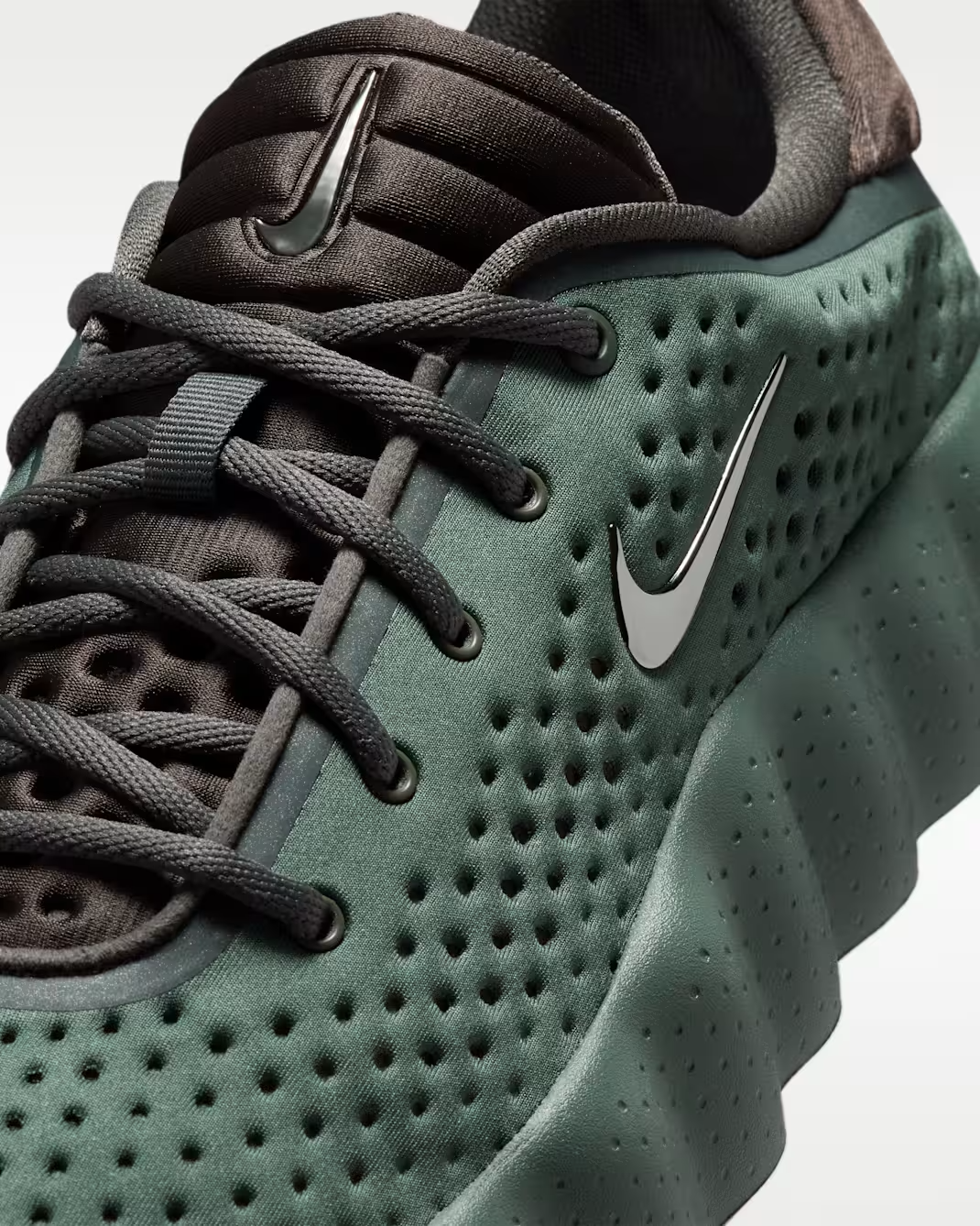 HQ4308-300 Nike Mind 002 "Camo Green/Newsprint" (Men's)