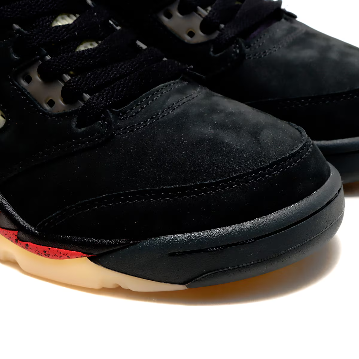 DR0092-001 Nike Air Jordan 5 Retro GORE-TEX "Off-Noir" (Women's)