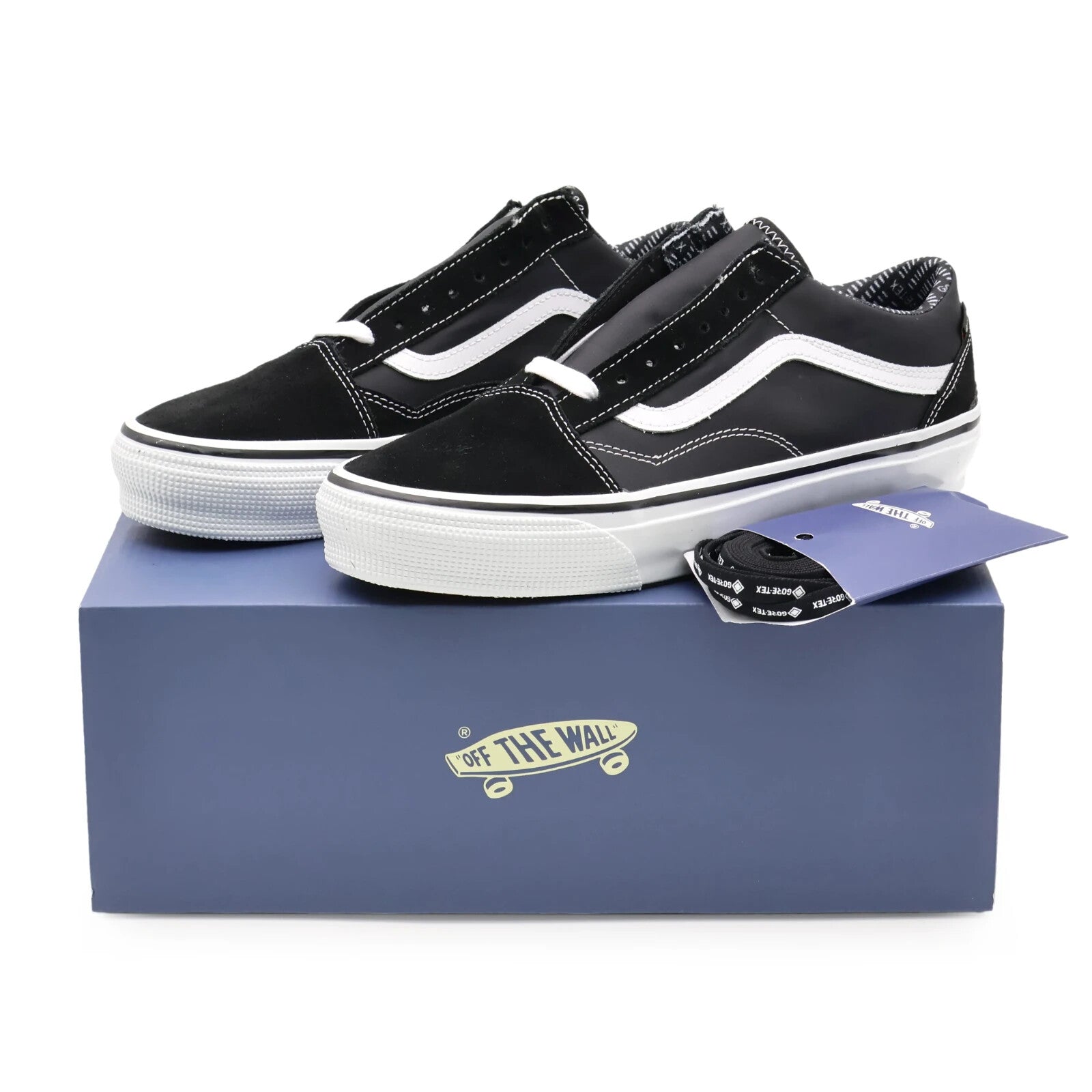 VN000D0UBPA Vans Old Skool GORE-TEX Black (Men's)