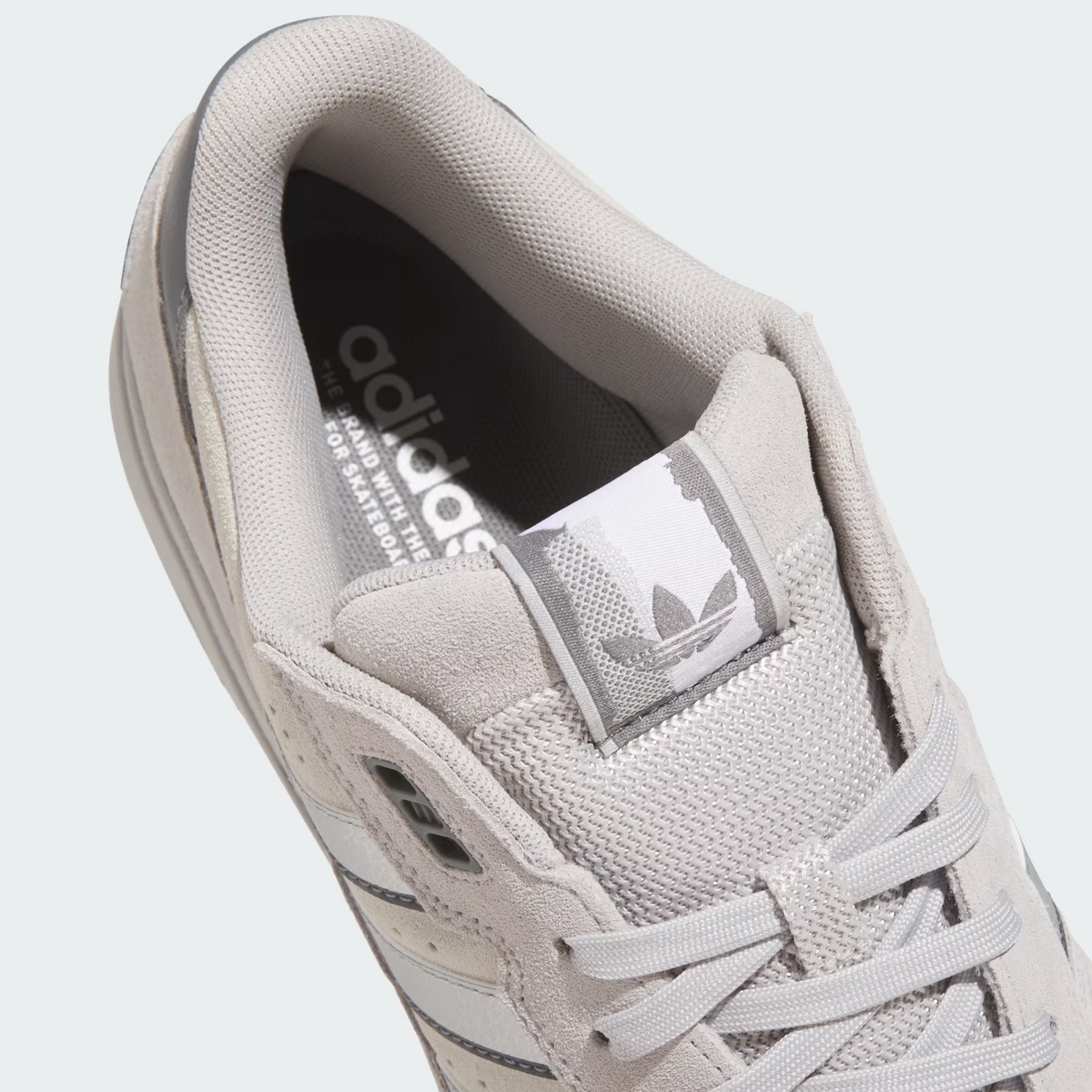 KJ5056 adidas Tekkira Cup (Men's)