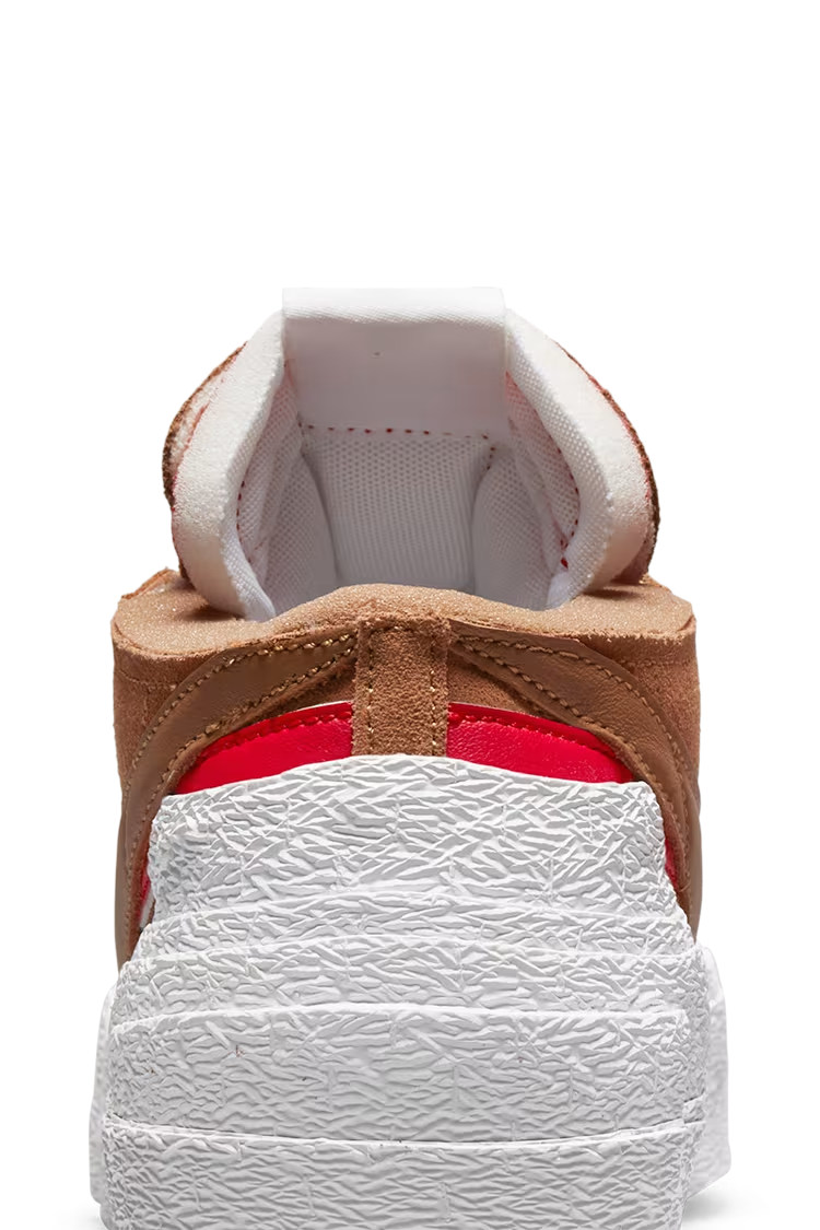 DD1877-200 SACAI Ã NIKE BLAZER LOW "BRITISH TAN" (Men's)
