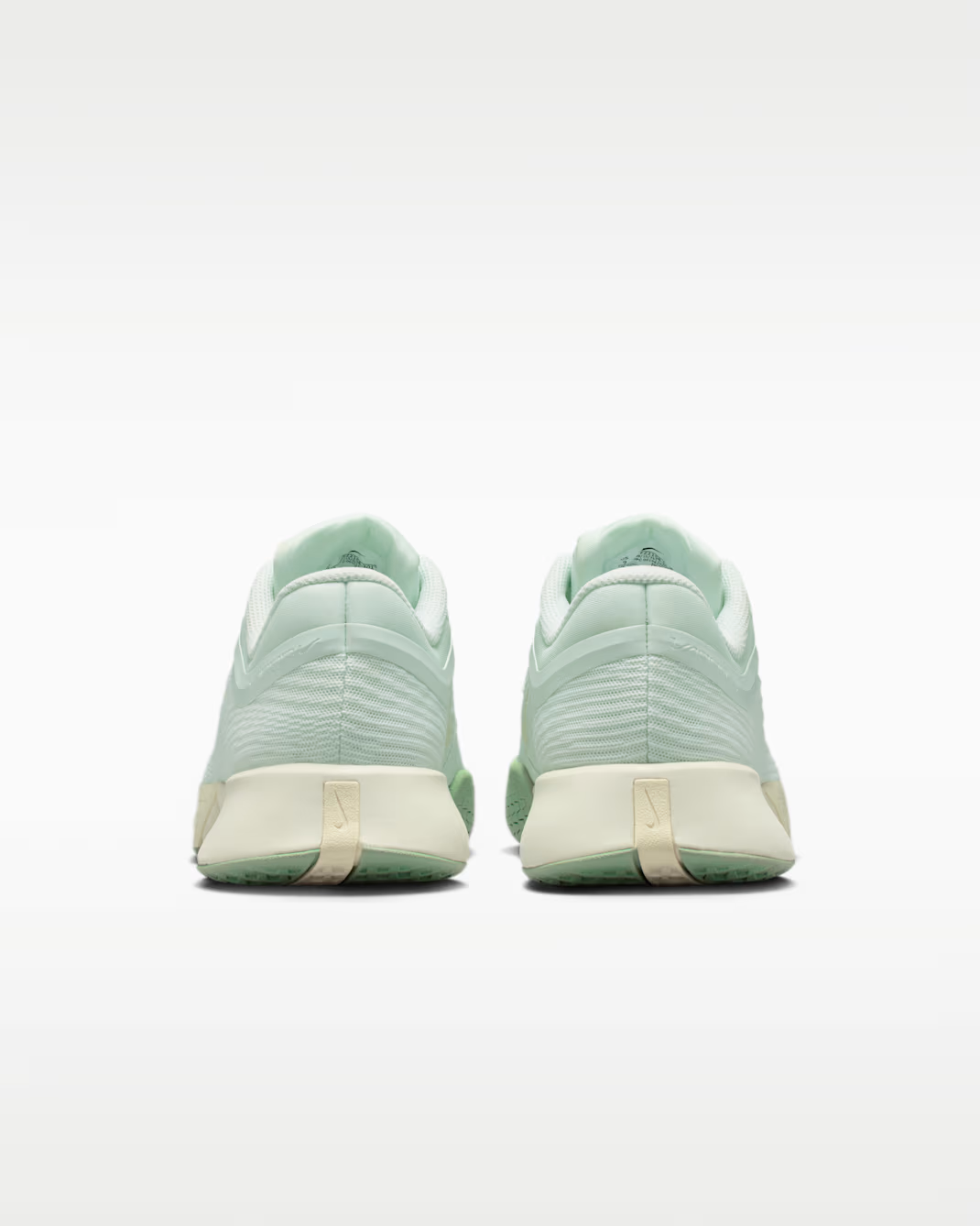 FZ2158-301 Nike Women's Vapor Pro 3 "Barely Green/Sea Glass"