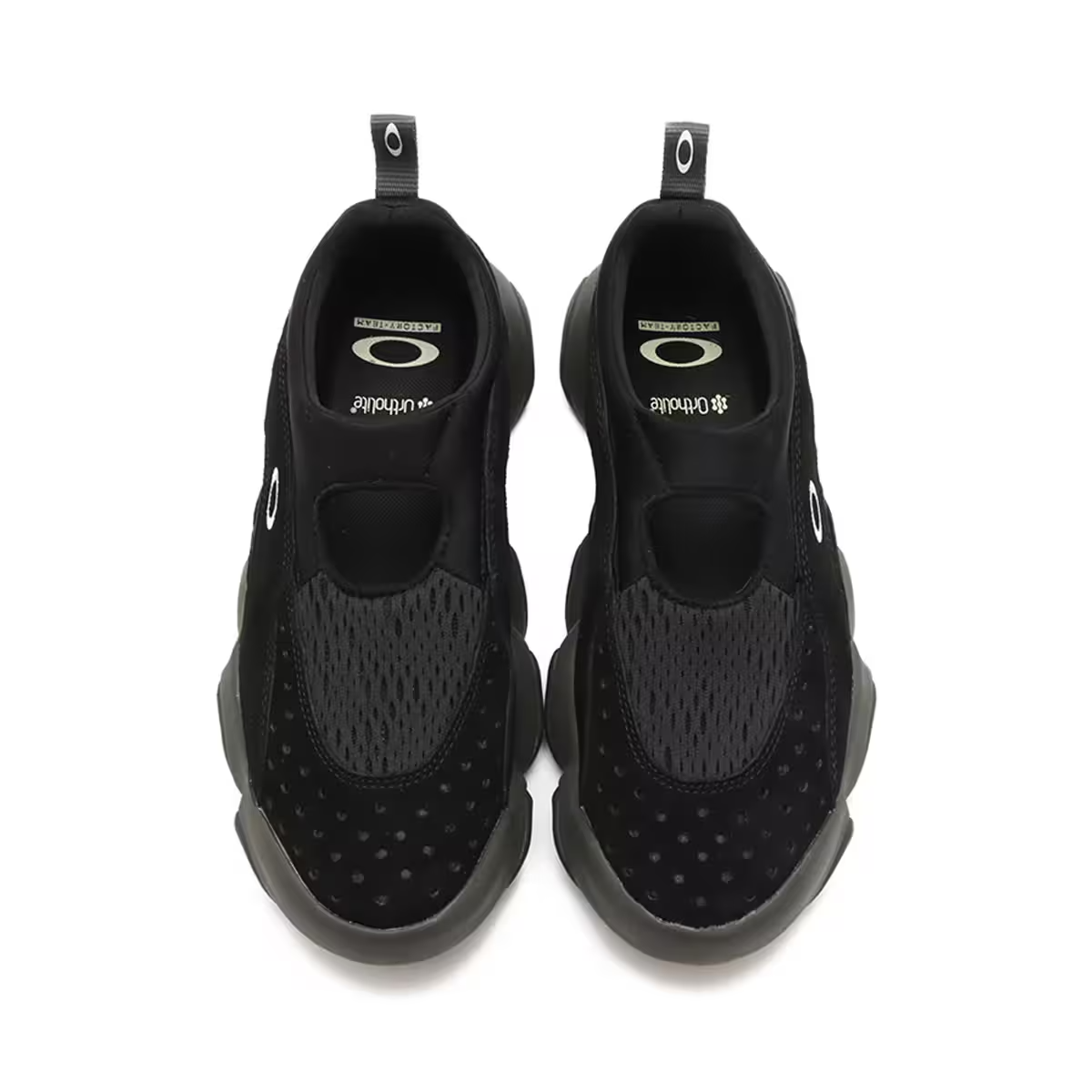 bdf24s4117-bk01 OAKLEY FACTORY TEAM SUEDE FLESH SANDAL BLACK (Men's)