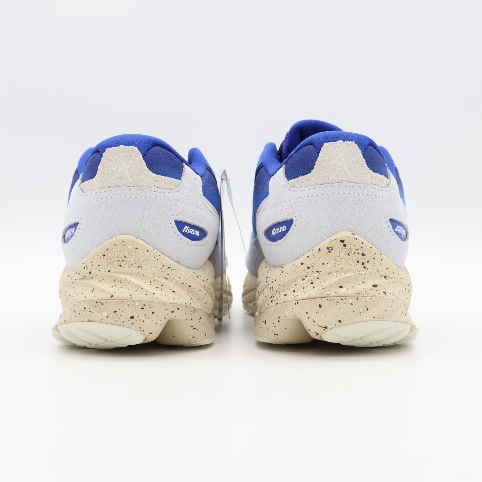 D1GA241001 Hiroshi Nagai Mizuno Wave Rider Î² Blue White Sand Beige (Men's)