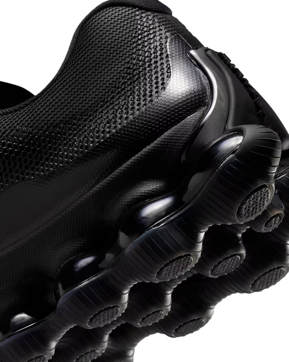 IQ7634-003 Nike Air Liquid Max Triple Black (Men's)