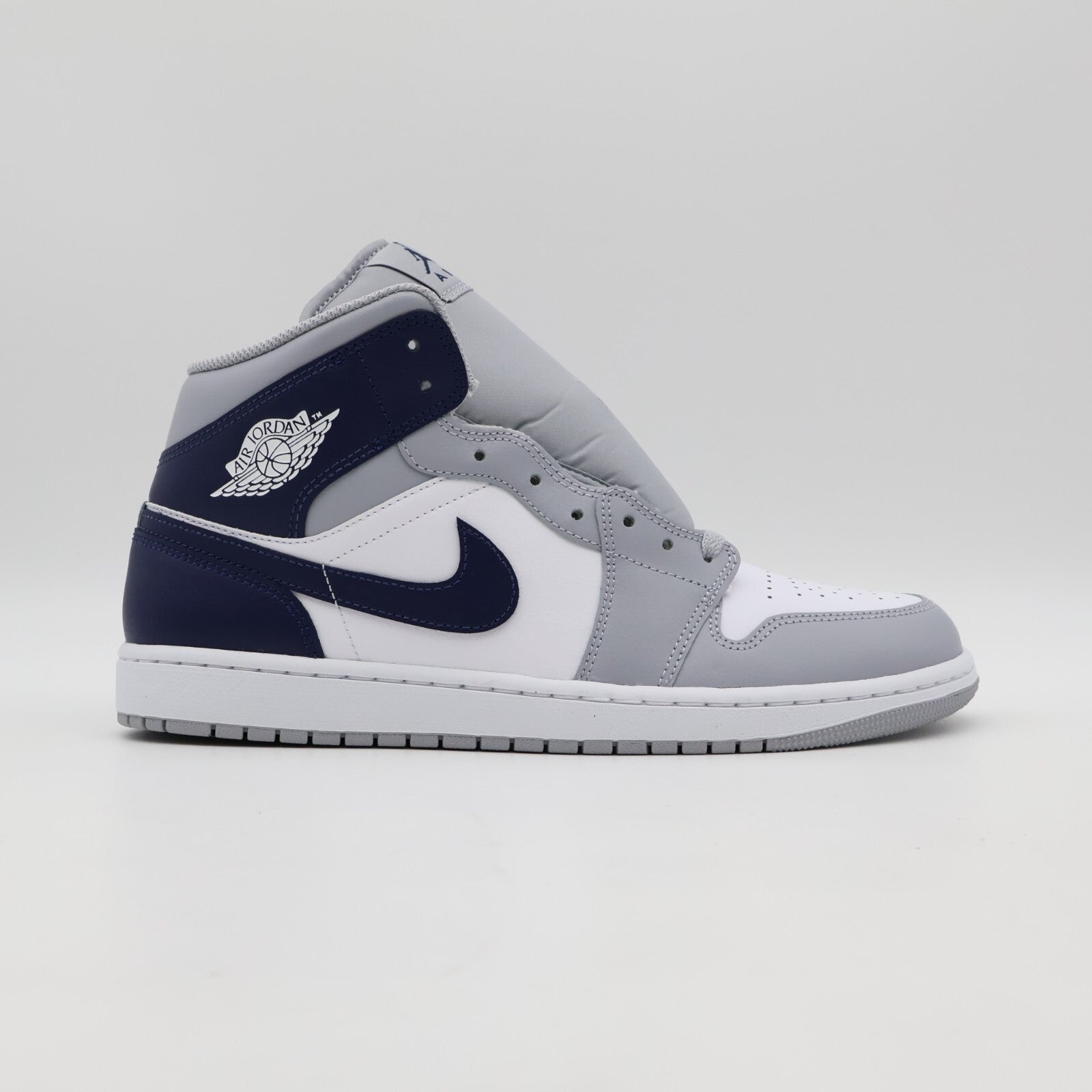DQ8426-104 Nike Air Jordan 1 Mid White Wolf Grey Midnight Navy (Men's)