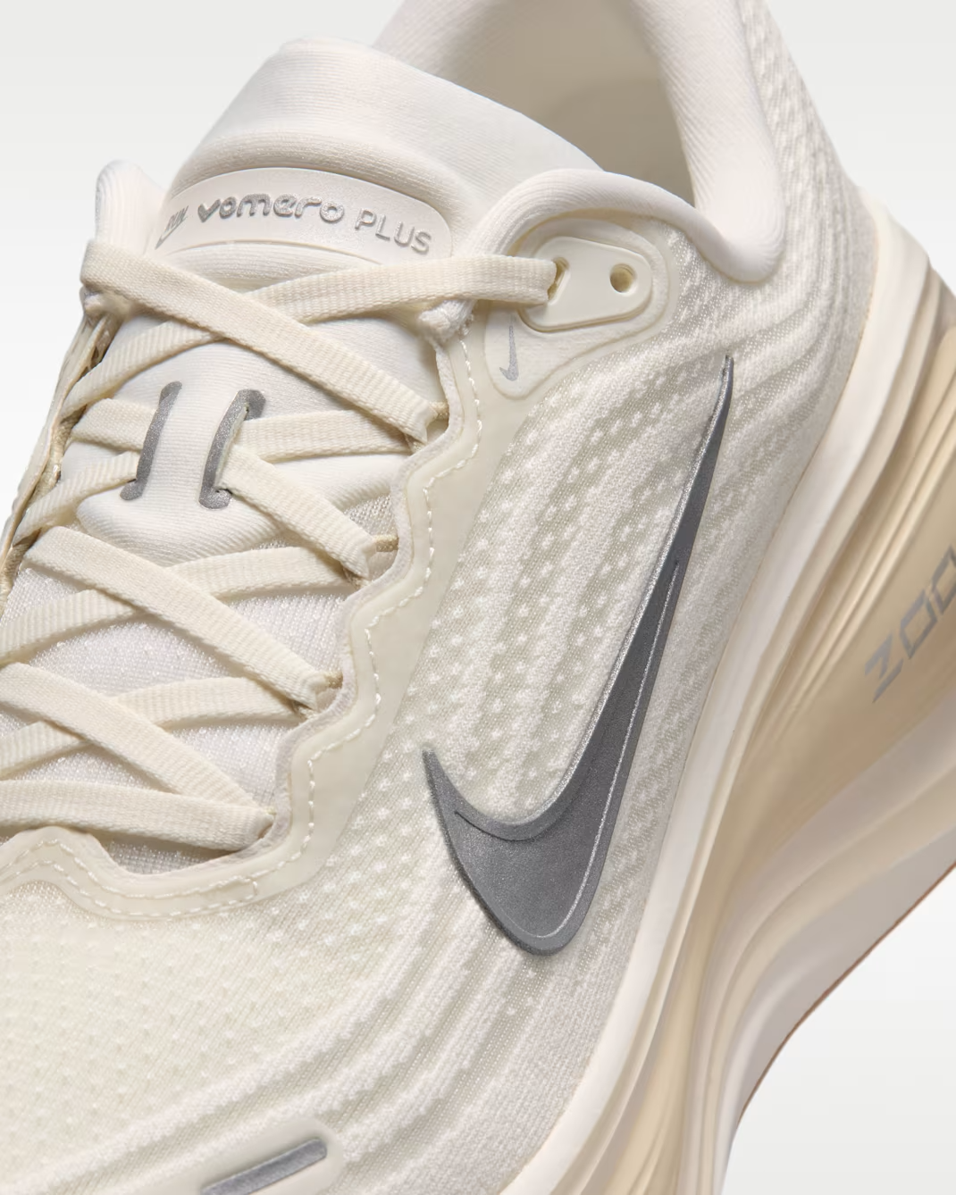 IM8336-100 Nike Vomero Plus Sail Coconut Milk Light Khaki Metallic Silver(Men's)