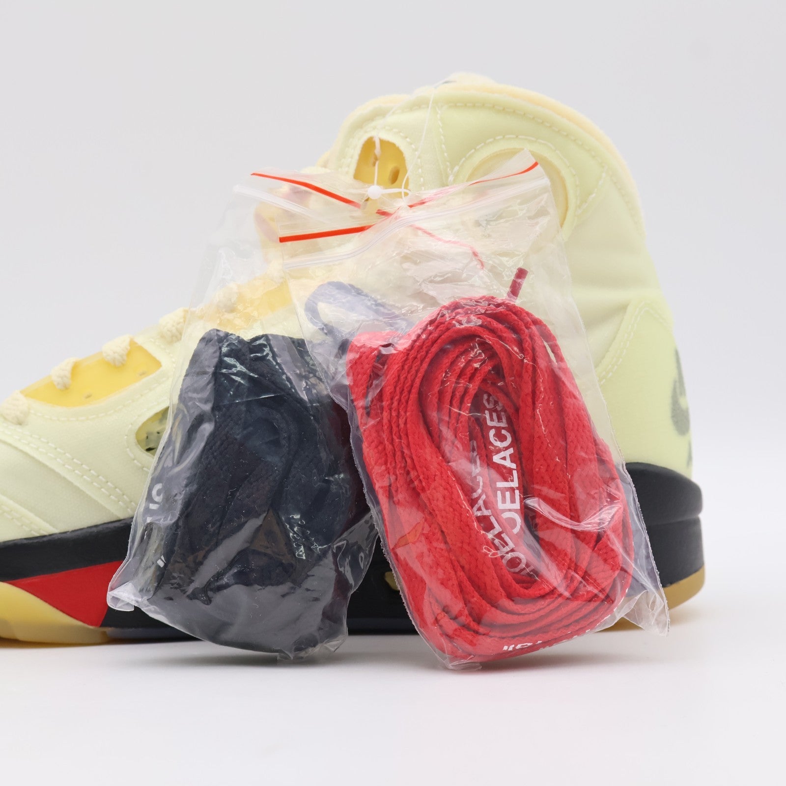 DH8565-100 Off-White Ã Nike Air Jordan 5 Sail (Men's)