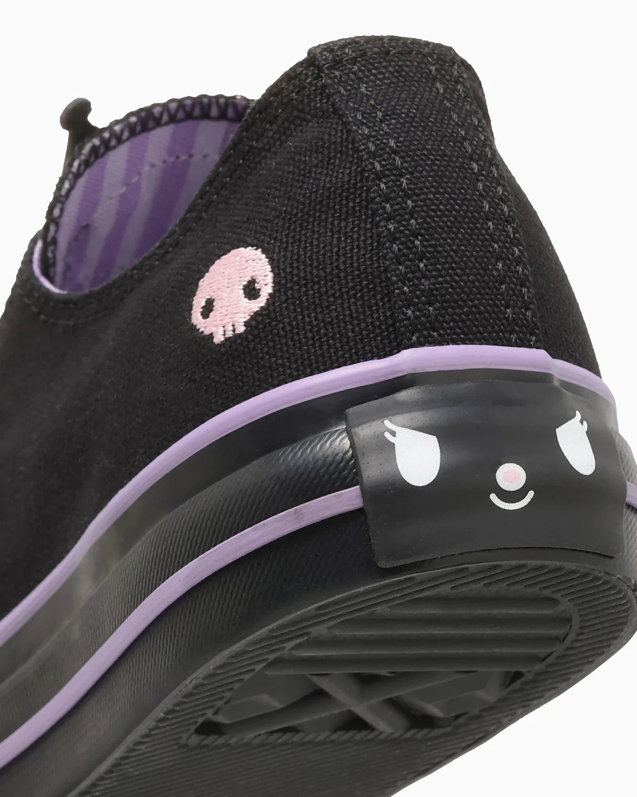 31318850 Sanrio Ã Converse All Star OX "Kuromi" (Men's)