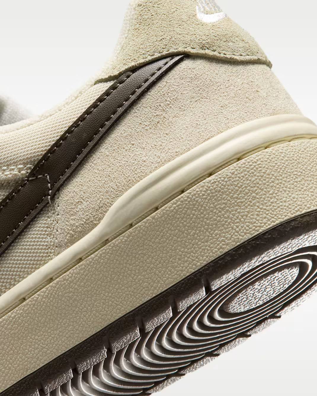 IB0108-101 Nike SB Code 58 "Pale Ivory/Light Khaki" (Men's)