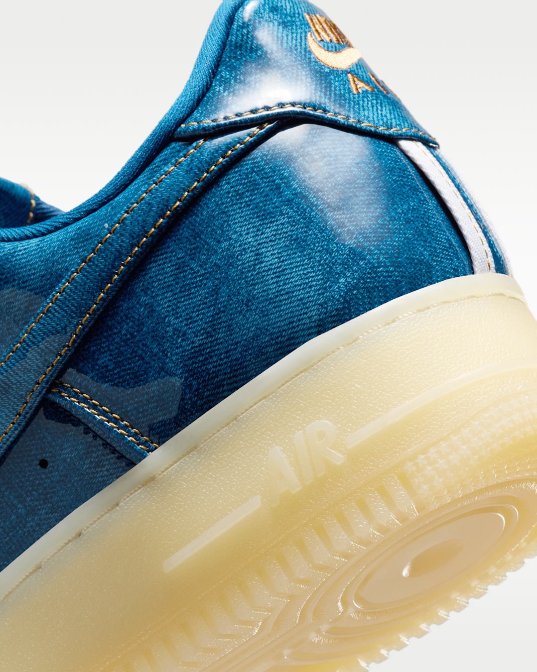 IM5757-400 Nike Air Force 1 Low Retro "Blue/Gum"