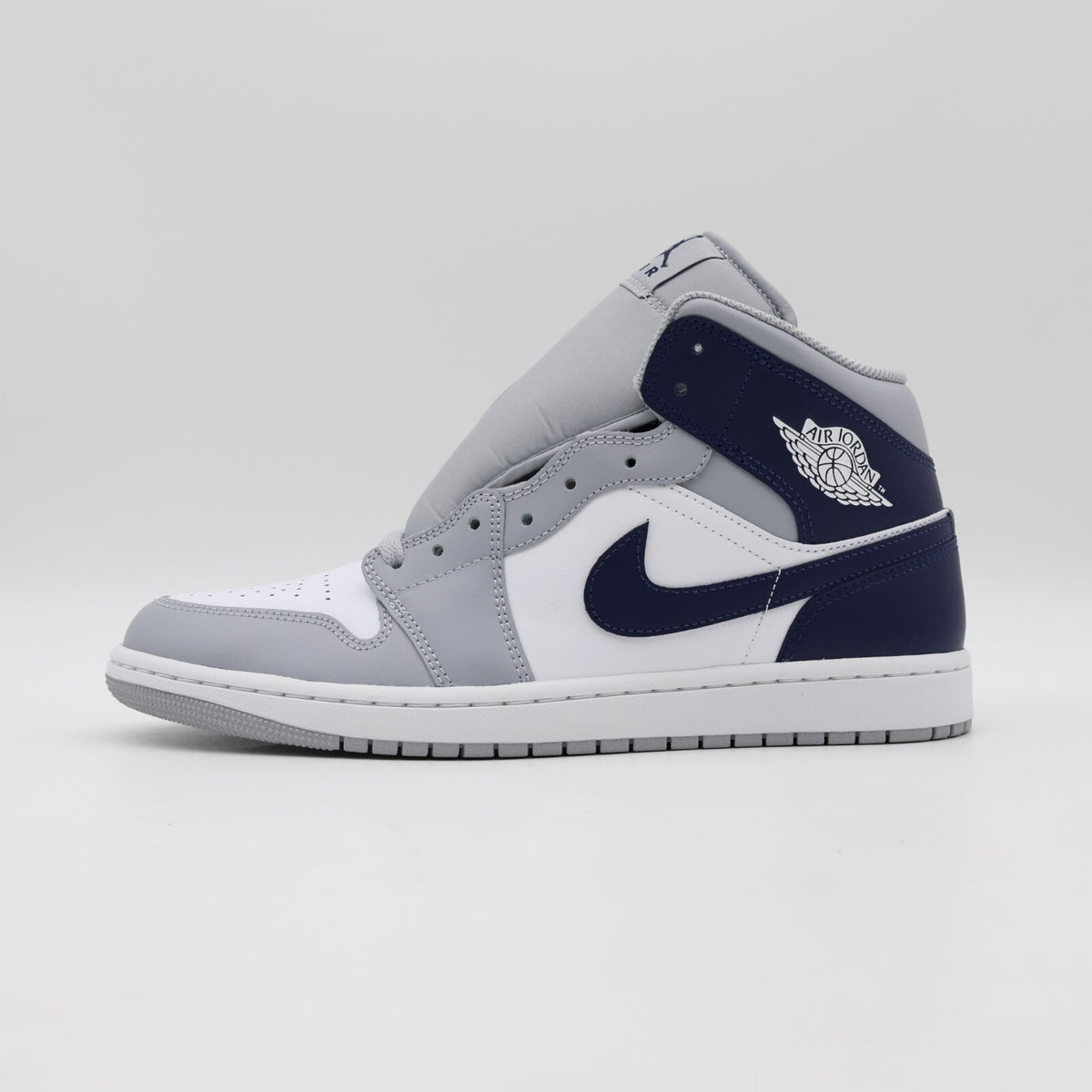 DQ8426-104 Nike Air Jordan 1 Mid White Wolf Grey Midnight Navy (Men's)
