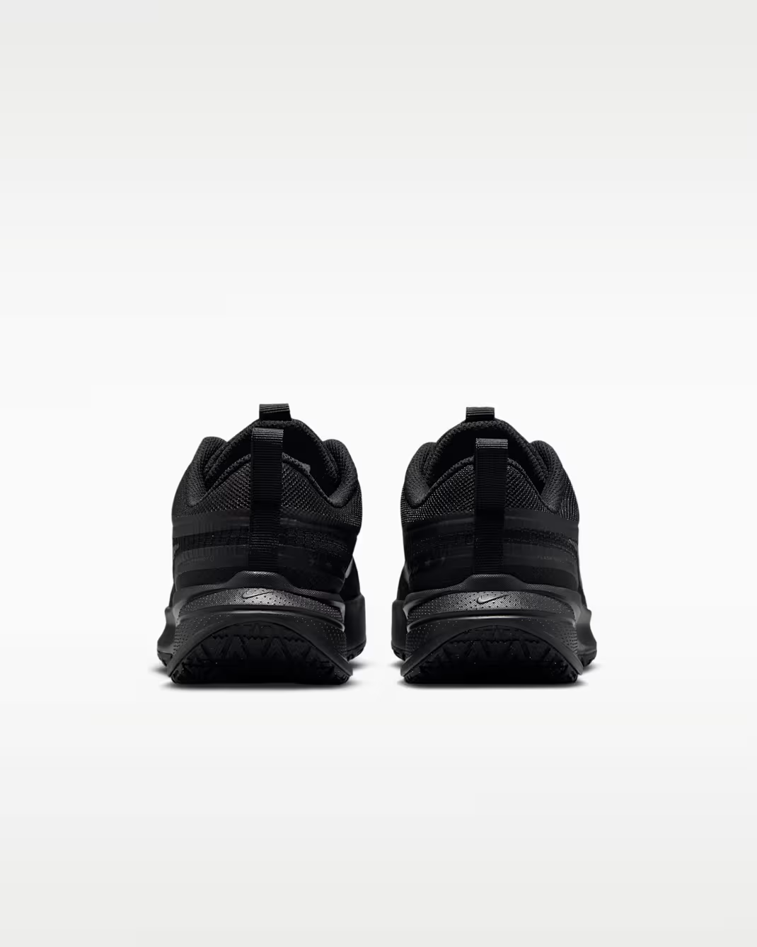 IO2338-001 Nike GS Star Runner Utility "Black/Anthracite"