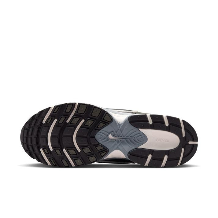MIO7835 NIKE V5 RNR NBK (Men's)