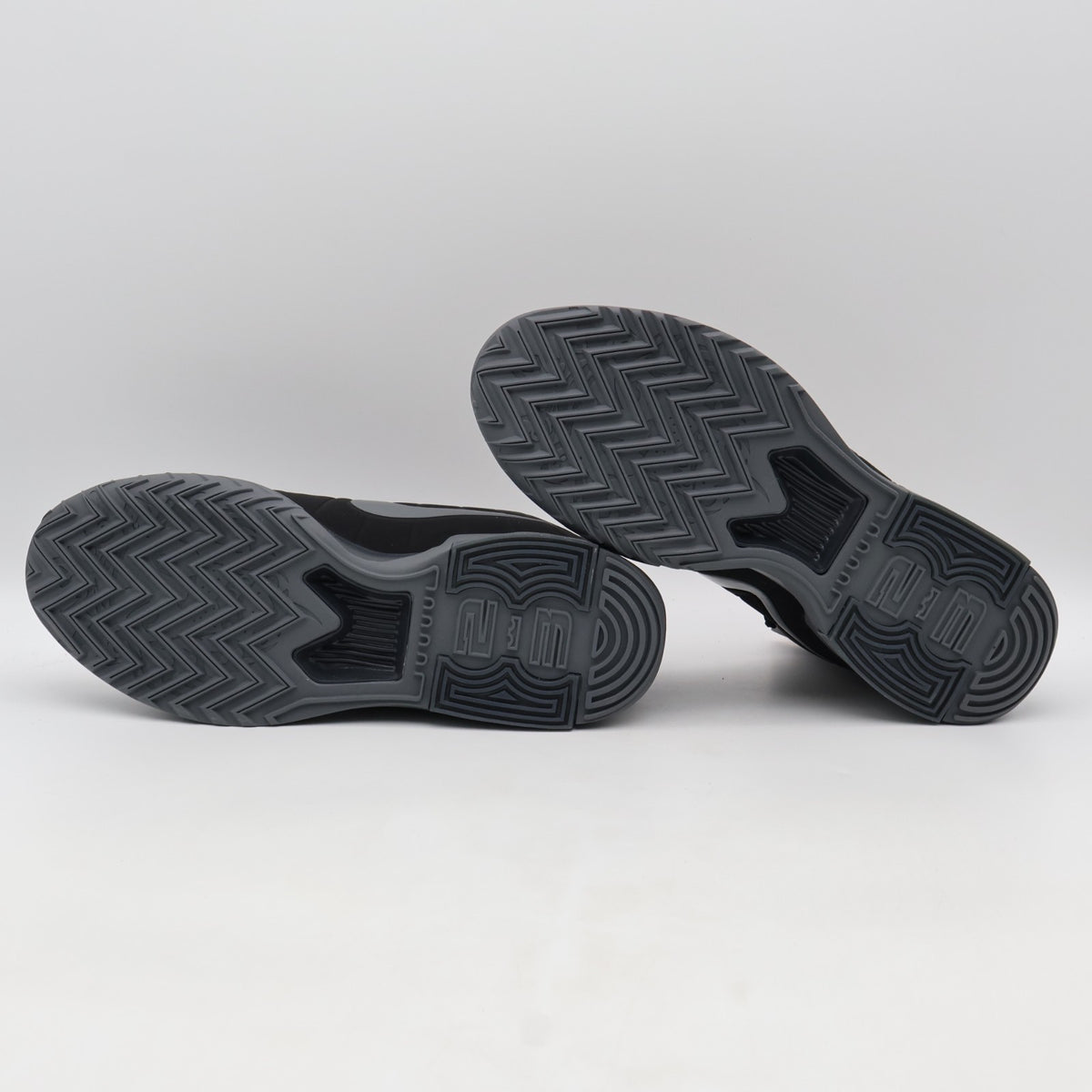 HQ8035-003 Nike LeBron Witness IX EP Black Iron Grey (Men's)