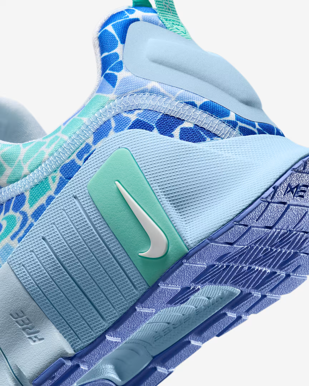 IB6902-400 Nike Free Metcon 6 AMP Ice Blue Royal Pulse Racer Blue White (Women's